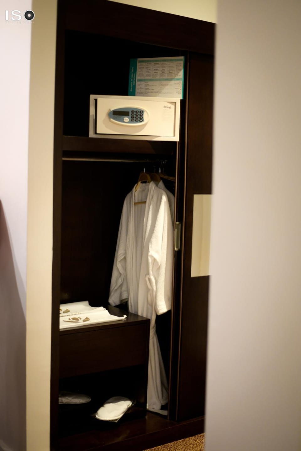 Bedroom, Area and facilities