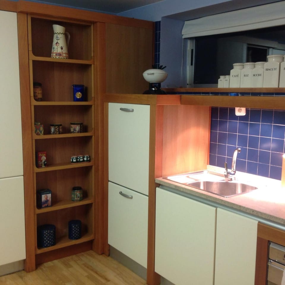 Communal kitchen