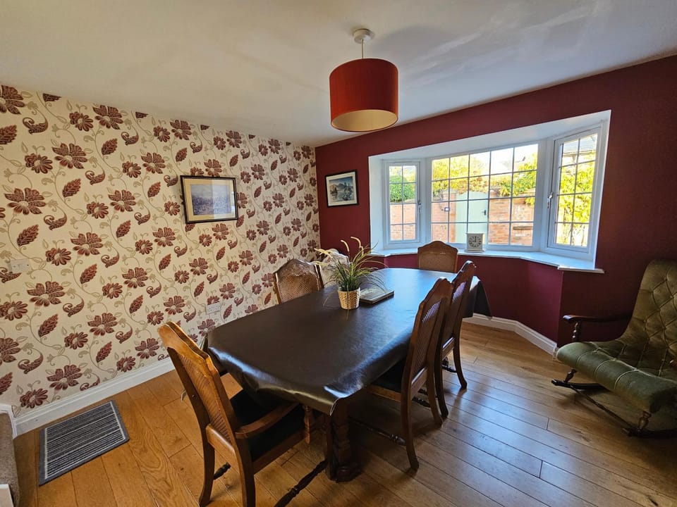Tarporley Holiday Cottage House in Wales