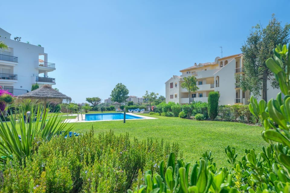 Sea Flower Beach & Golf II parking included Apartment in Costa del Sol