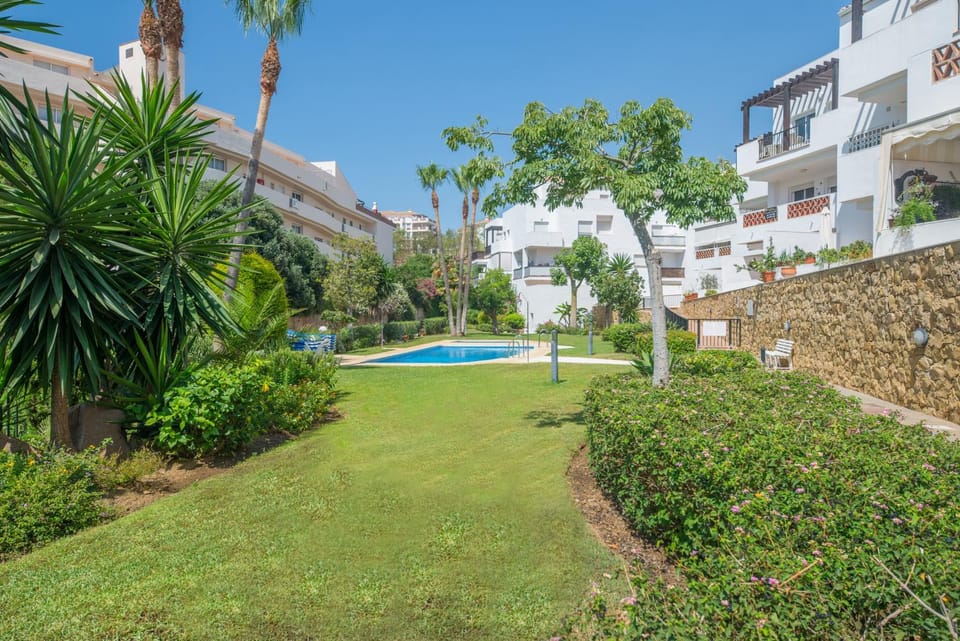Sea Flower Beach & Golf II parking included Apartment in Costa del Sol