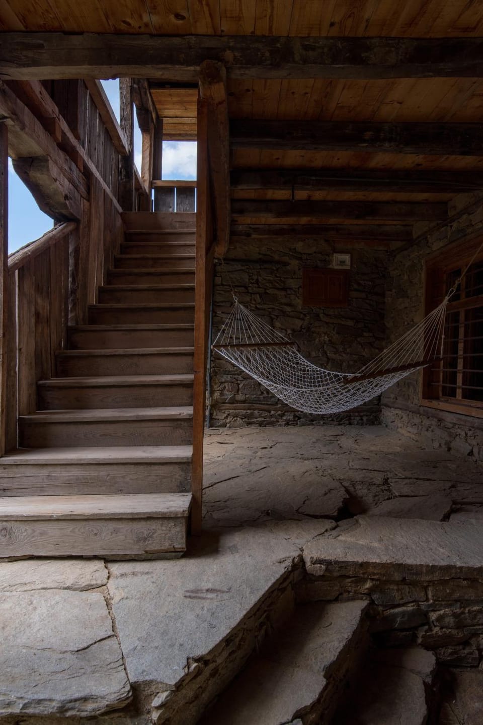 Patio, Place of worship, Area and facilities