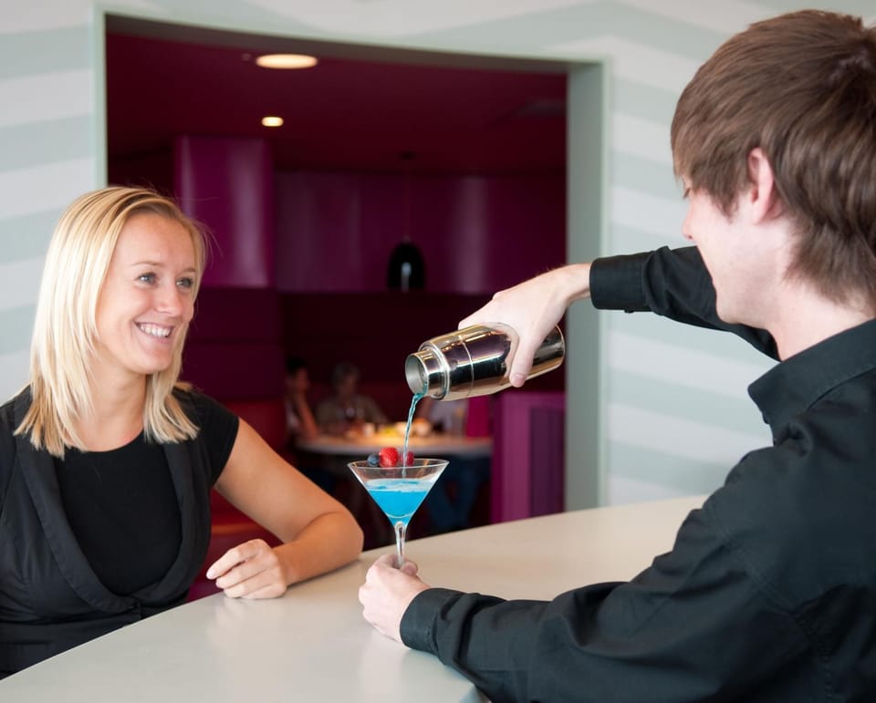 People, Lounge or bar