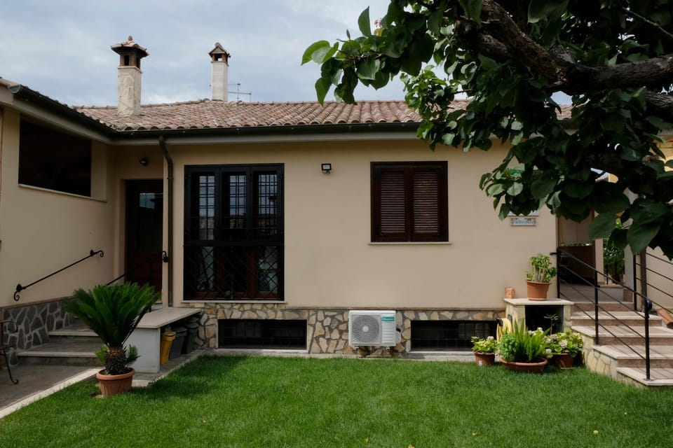 L'Albicocco Bed and Breakfast in Ladispoli