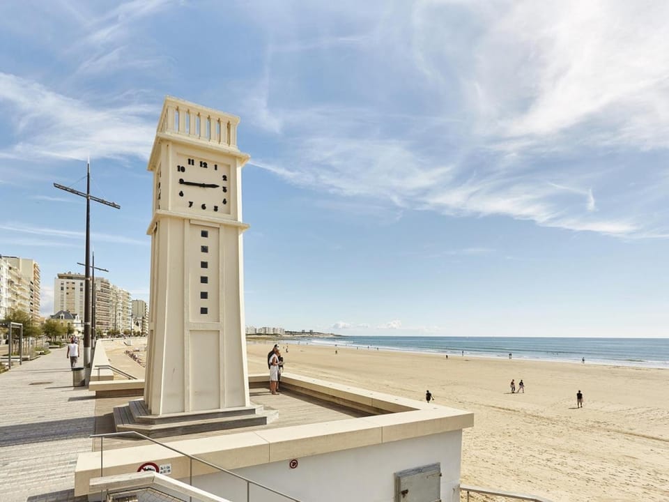 Bel appartement T3 avec balcon, parking et Wi-Fi aux Sables-d'Olonne - FR-1-92-622 Apartment in Les Sables-d'Olonne