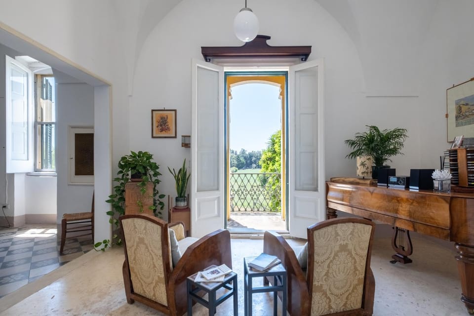Property building, Living room
