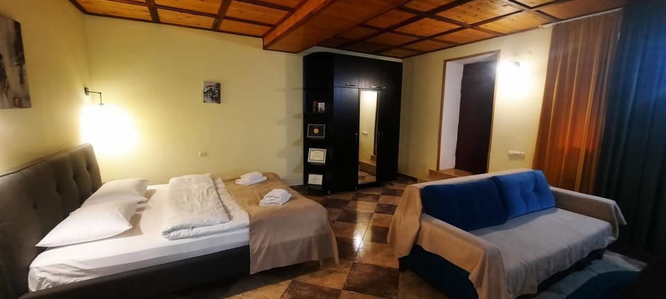 Bed, Living room, Bedroom