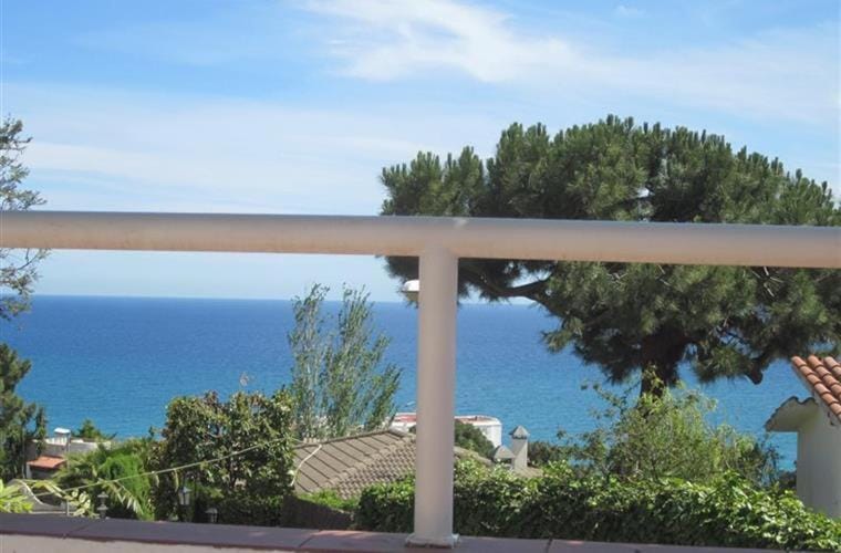 Natural landscape, Balcony/Terrace, Sea view