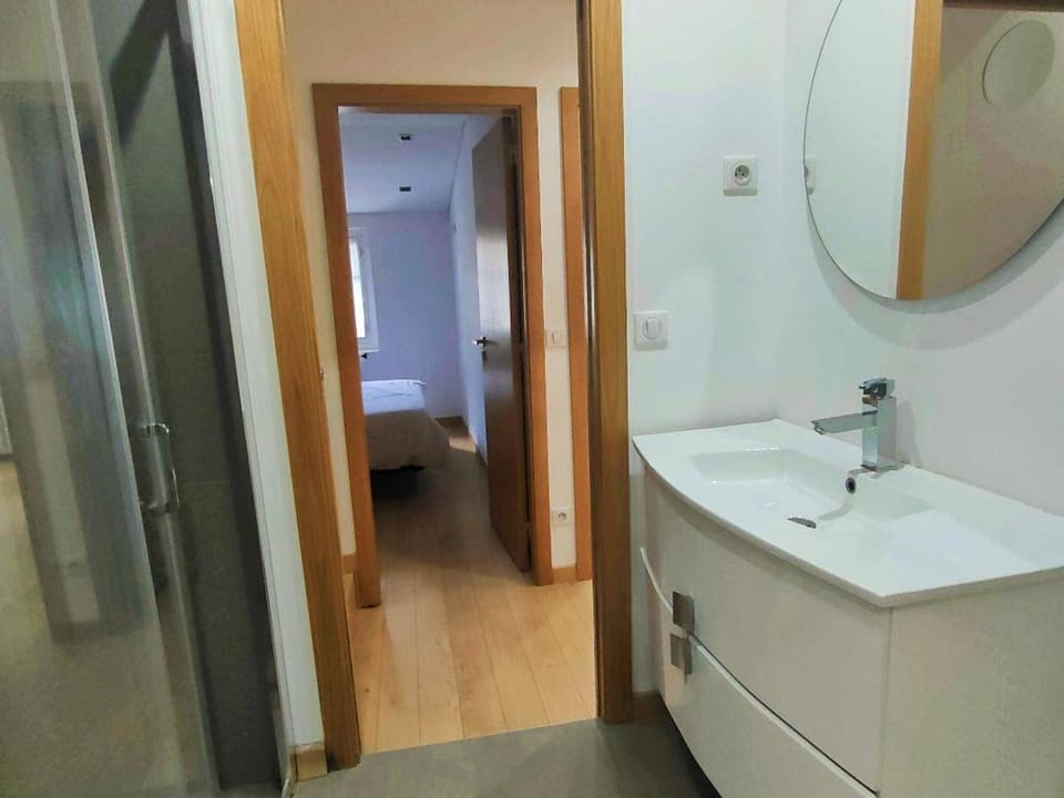 Appartement 3 pièces avec wifi à Cauterets, proche thermes et télécabine - FR-1-234-144 Cabin in Cauterets