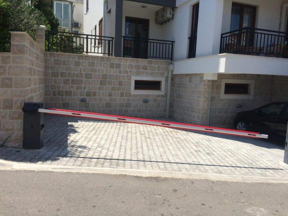 Property building, Other, Location