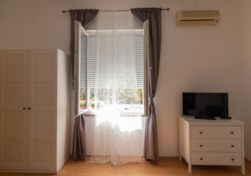 View (from property/room), Bedroom
