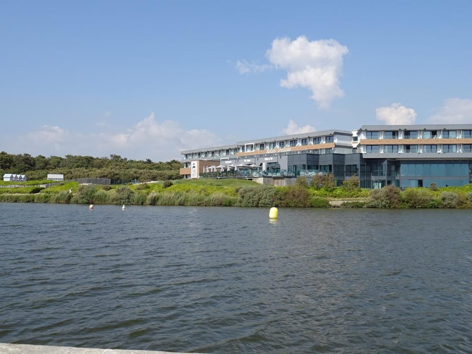 Charmant pavillon avec jardin clos, terrasse, et tout confort, à 950m de la plage des Sables-d'Olonne - FR-1-92-743 House in Château-d'Olonne