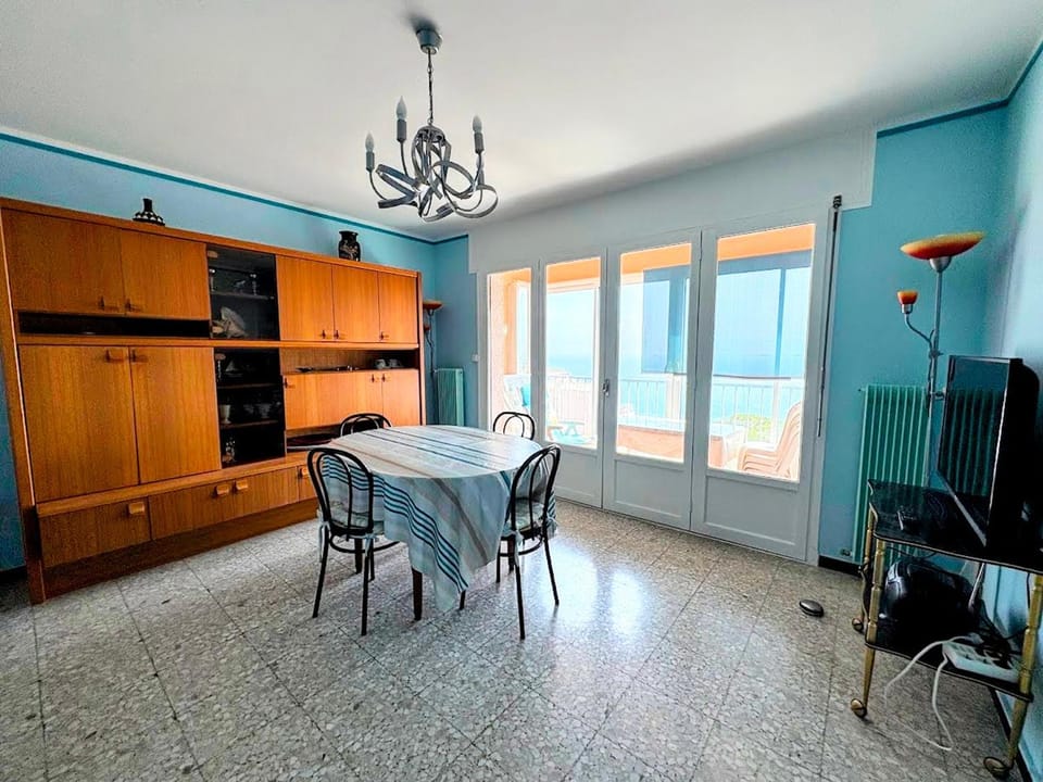 BANYULS-SUR-MER T2 avec vue mer, ascenseur et parking privatif - FR-1-309-102 Apartment in Port-Vendres