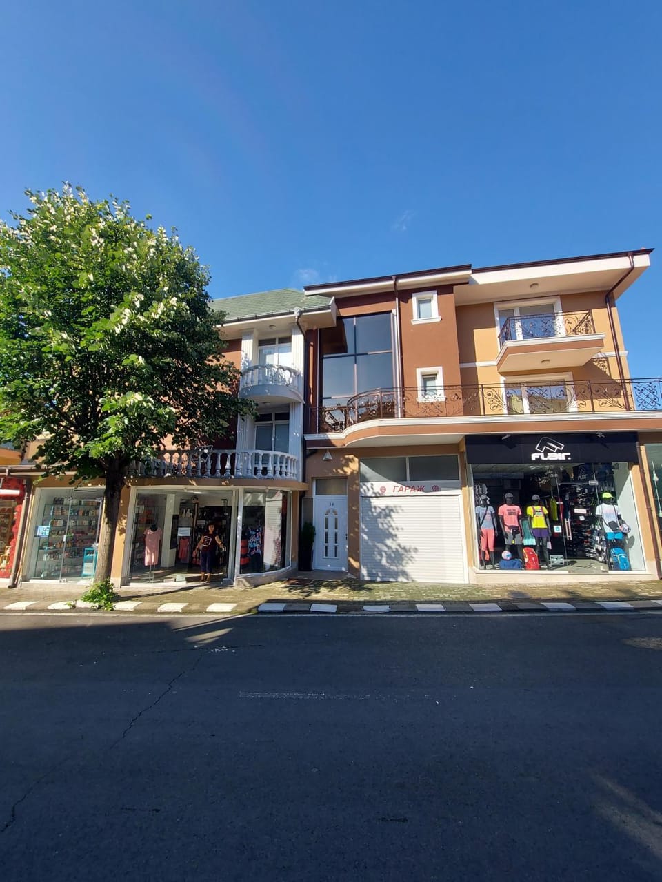 Guest House Rona - Free Parking and Sea View Bed and Breakfast in Burgas Province