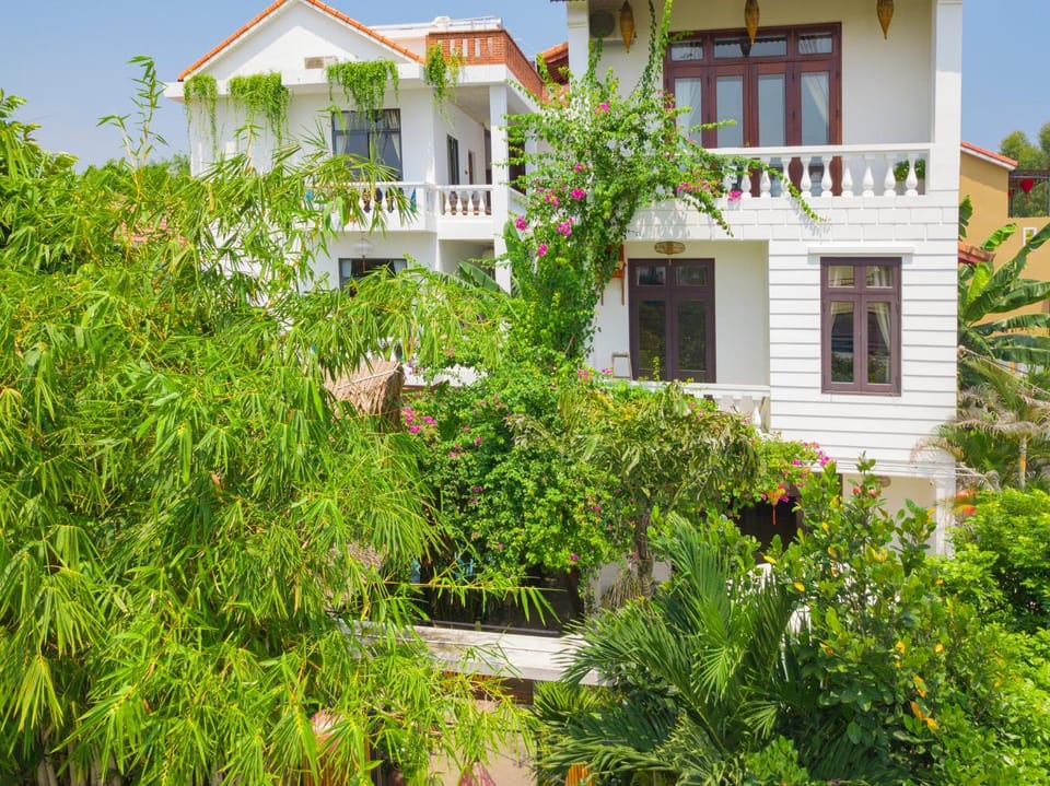 Property building, Garden