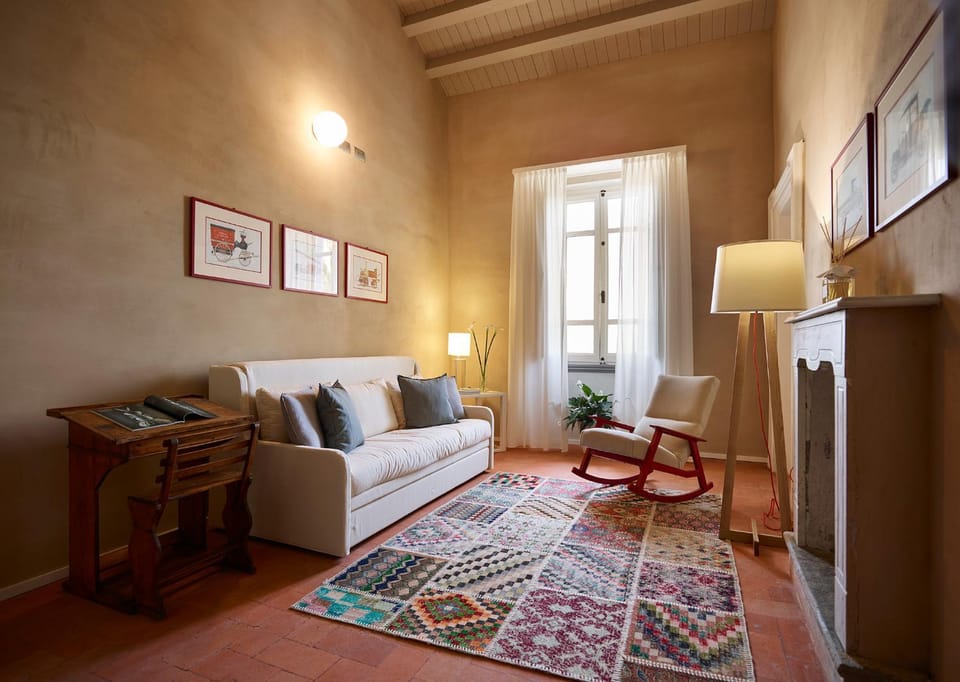 Living room, Decorative detail
