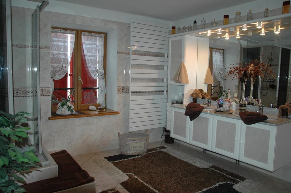 Chambres D'Hôtes Vosges Chez Sylvia Et Luiggi Bed and Breakfast in Vosges