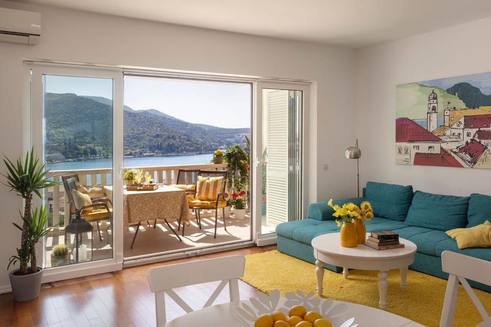 Balcony/Terrace, Living room, Sea view