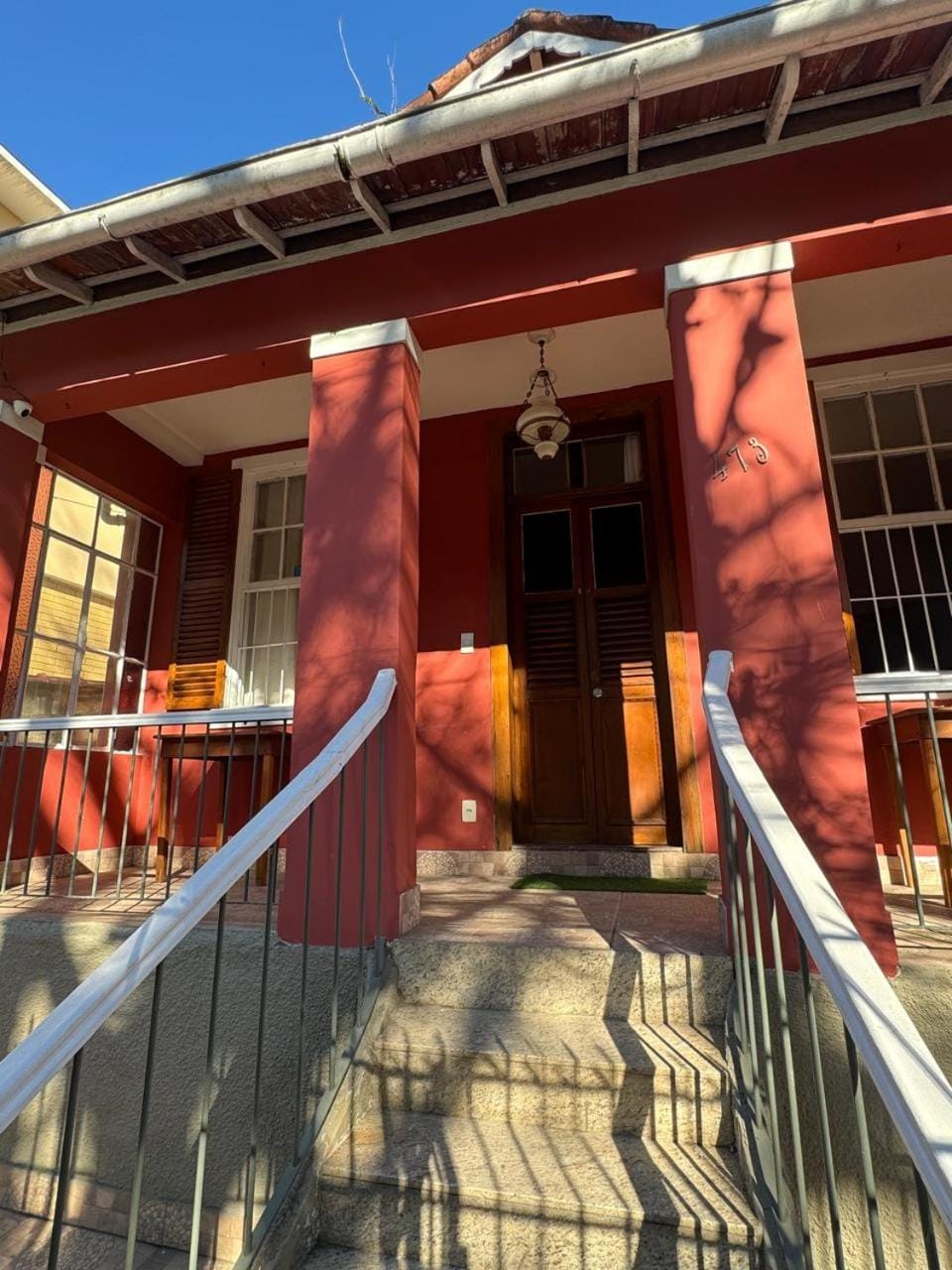Facade/entrance