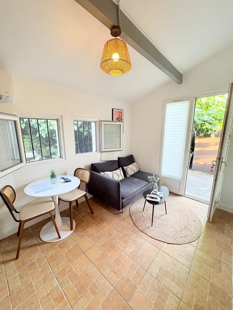 Le Cocon, climatisé parking borne de recharge gratuite Apartment in Arles