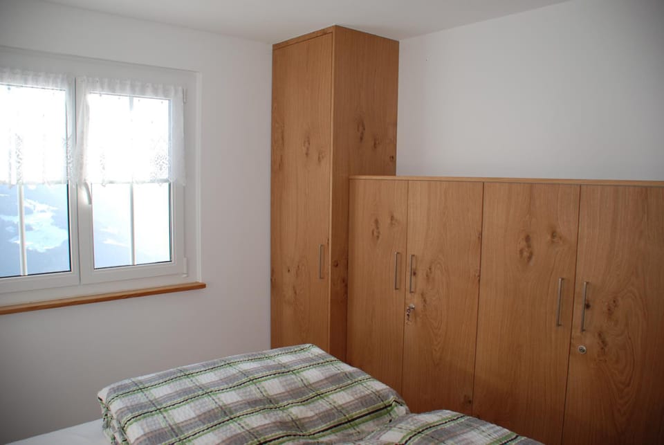 Bed, Photo of the whole room, Bedroom, wardrobe