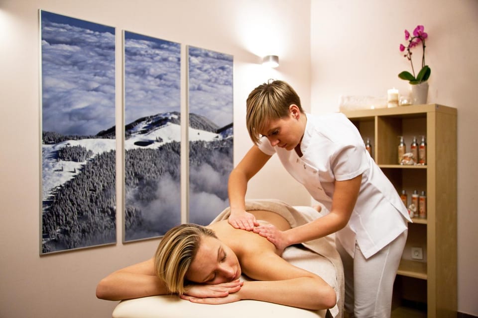 Massage, Spa and wellness centre/facilities