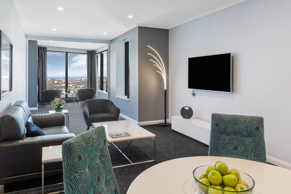Living room, Dining area