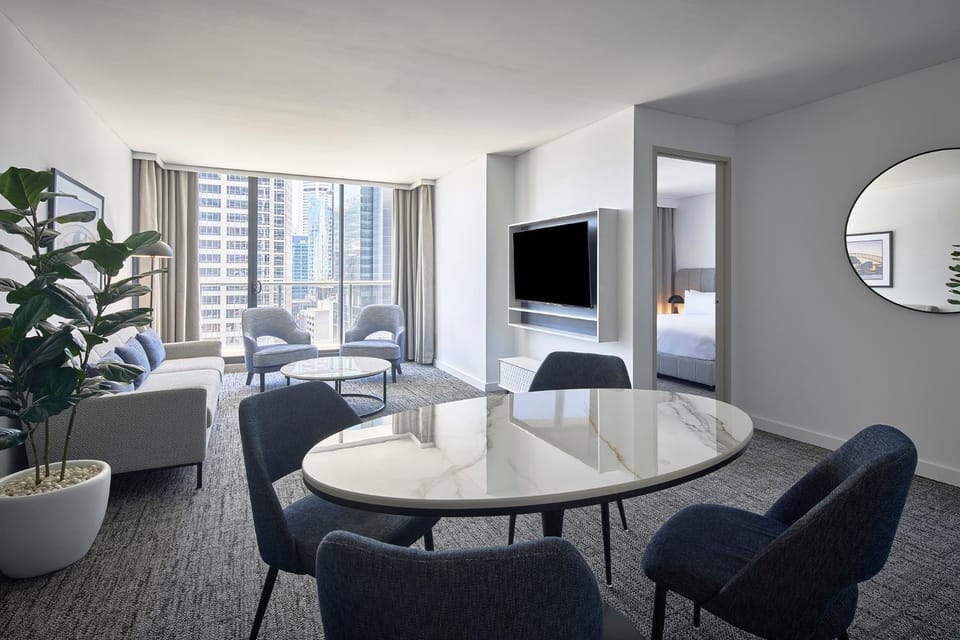 TV and multimedia, Living room, Dining area