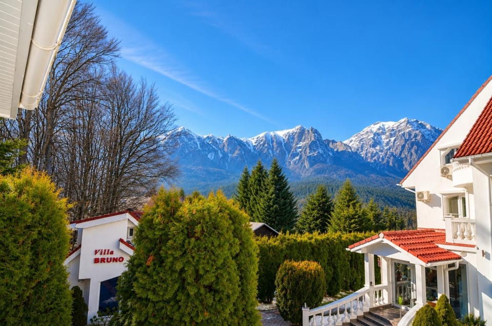 Property building, View (from property/room), Garden view, Mountain view