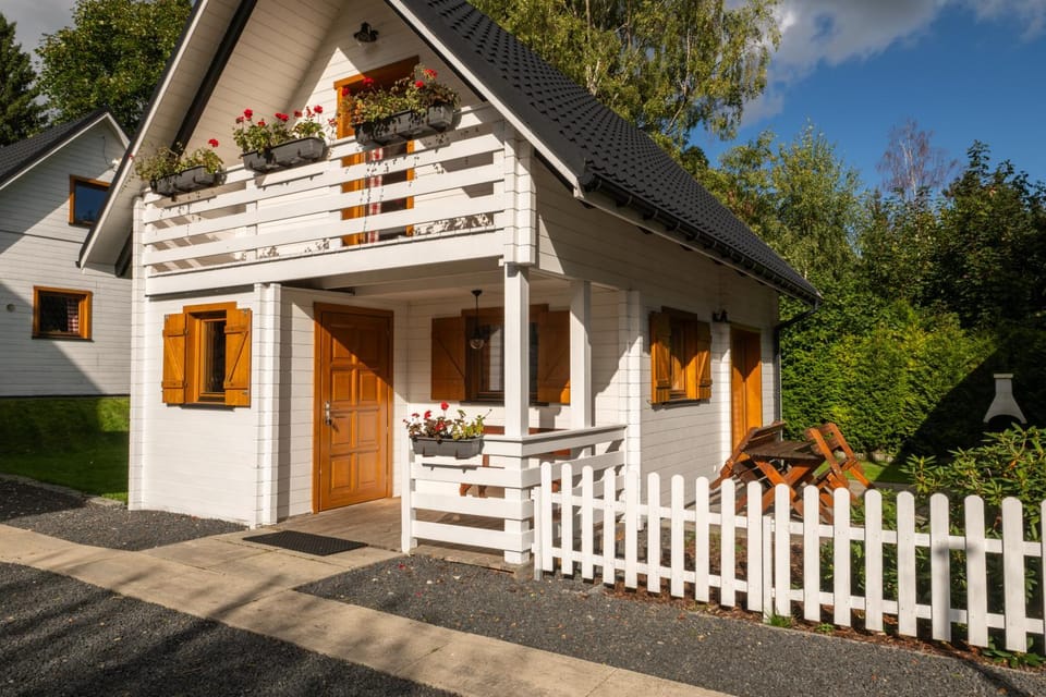 Property building, Garden, View (from property/room), Balcony/Terrace, Garden view
