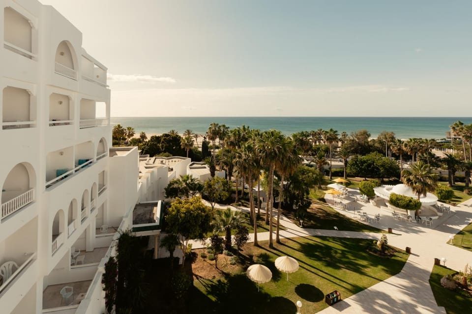 Yadis Hammamet Hotel in Mrezga