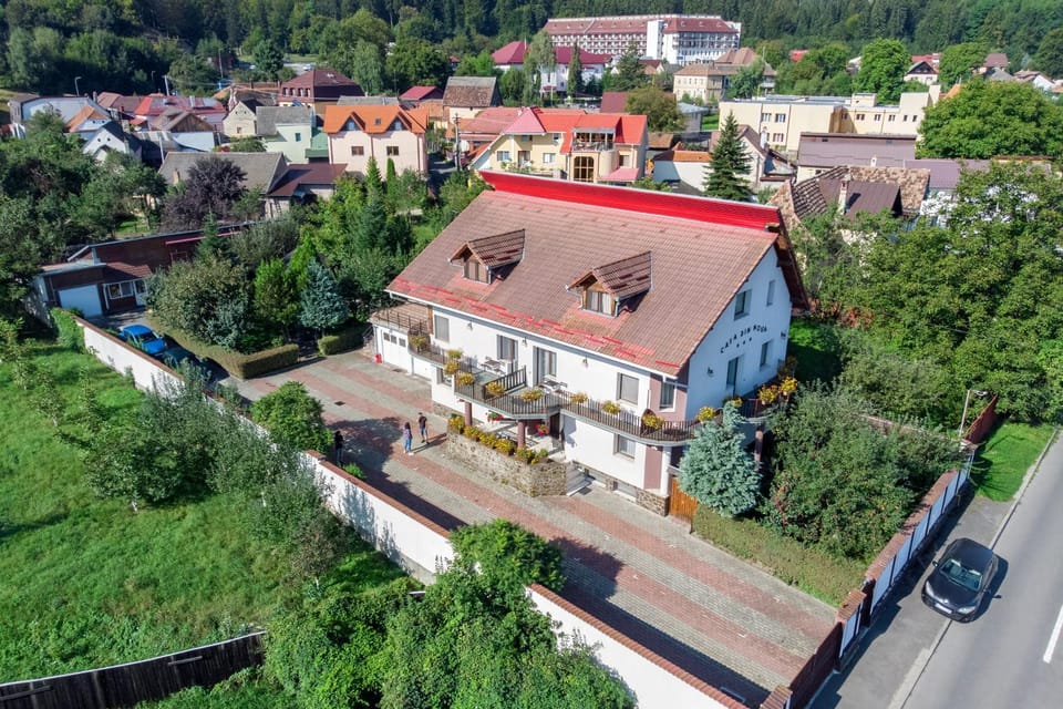 Property building, Bird's eye view