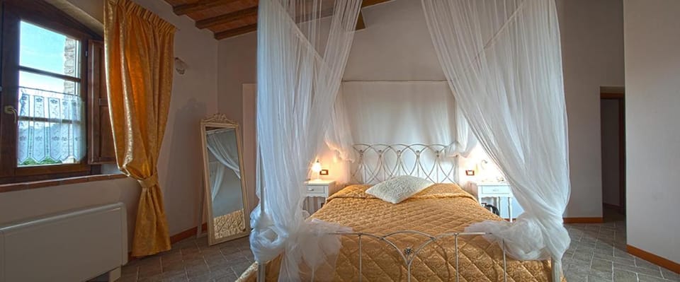 Podere Figlinelle Farm Stay in Tuscany