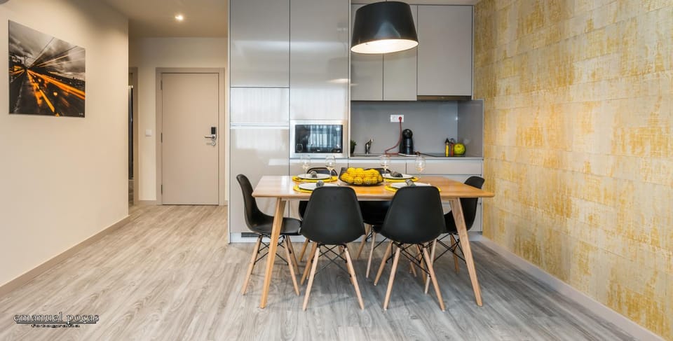 TV and multimedia, Coffee/tea facilities, Kitchen or kitchenette, Food and drinks, Dining area, Communal kitchen