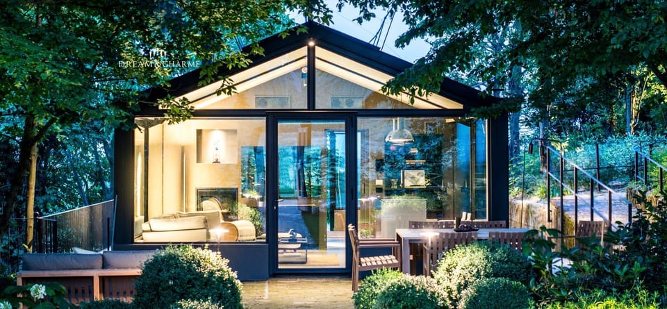 Shower, Restaurant/places to eat, Facade/entrance, Spring, Day, Night, People, Property logo or sign, Property logo or sign, Activities, Winter, Summer, Garden, Garden, Golfcourse, Horse-riding, Horse-riding, Sauna, Solarium, Steam room, Bathroom, Coffee/tea facilities, View (from property/room), Balcony/Terrace, Balcony/Terrace, Kitchen or kitchenette, Living room, Food and drinks, Other, Photo of the whole room, Decorative detail, Decorative detail, Dining area, Tennis court, Cycling, Cycling, Logo/Certificate/Sign, Logo/Certificate/Sign, Bedroom, Autumn, Food, Garden view, Garden view, Landmark view, Landmark view, Sports, Dinner, Dinner, Alcoholic drinks, Alcoholic drinks, Non alcoholic drinks, Sunrise, Sunset, Certificate/Award, Certificate/Award