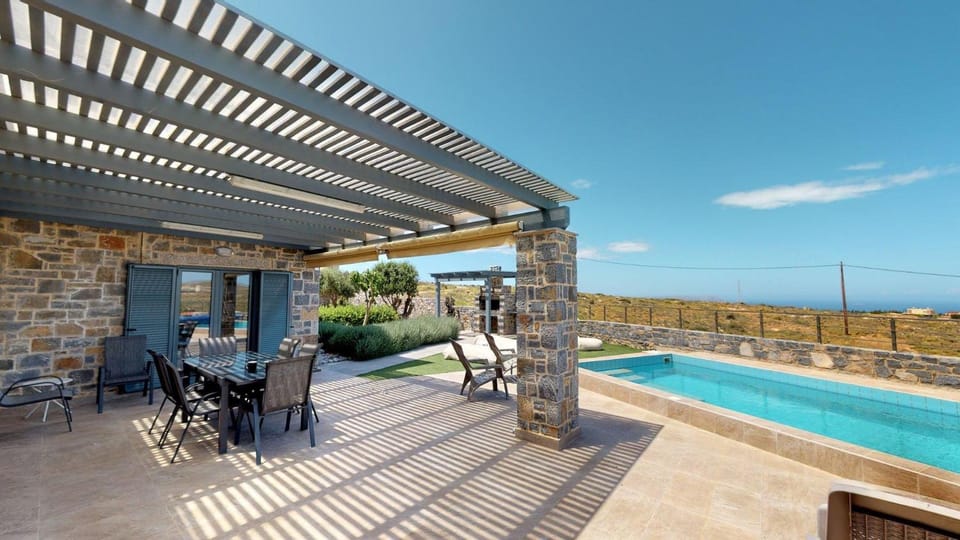 Anna Luxury Villa by Cretevasion Villa in Crete