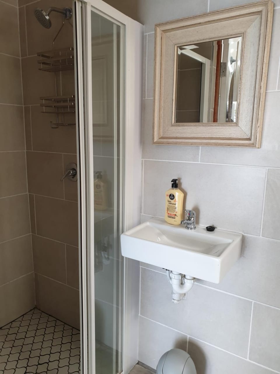 Pongola Road Self Catering Accommodation Apartment in Port Elizabeth