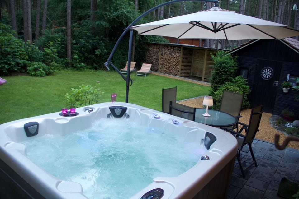 Property building, Patio, Darts, Garden, Hot Spring Bath, Hot Tub, Balcony/Terrace, Open Air Bath