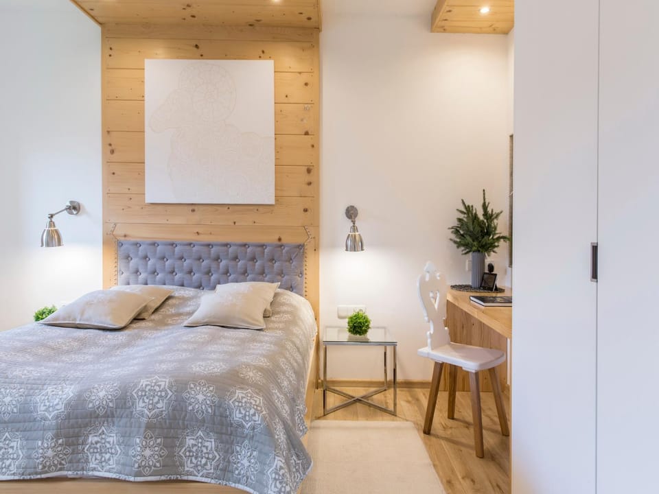 Garden, Balcony/Terrace, Bedroom, Family