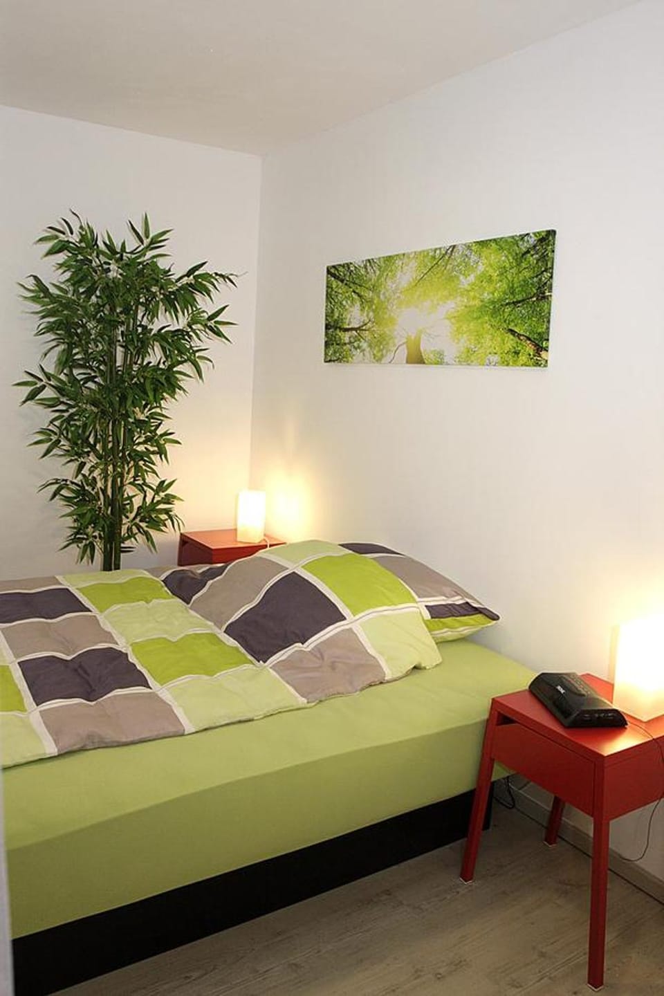 Bed, Photo of the whole room