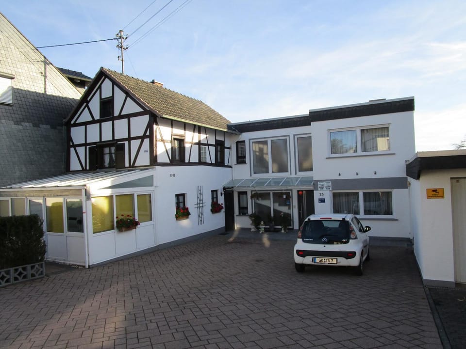 Facade/entrance, Autumn