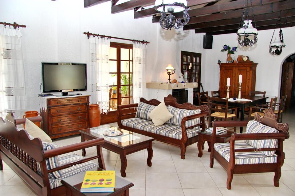 Helidonia Apartment in Peloponnese, Western Greece and the Ionian