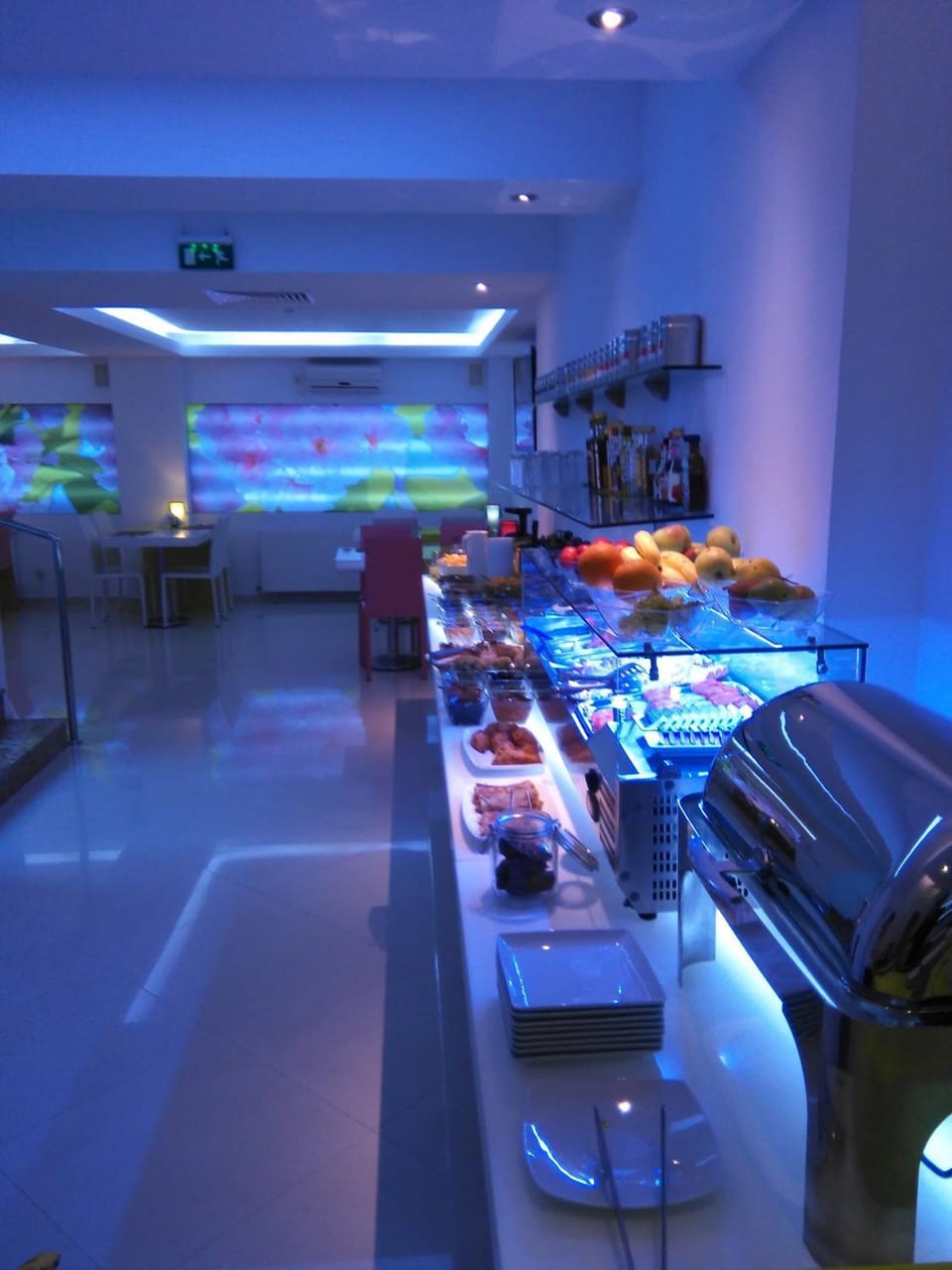 Restaurant/places to eat, Food, Buffet breakfast