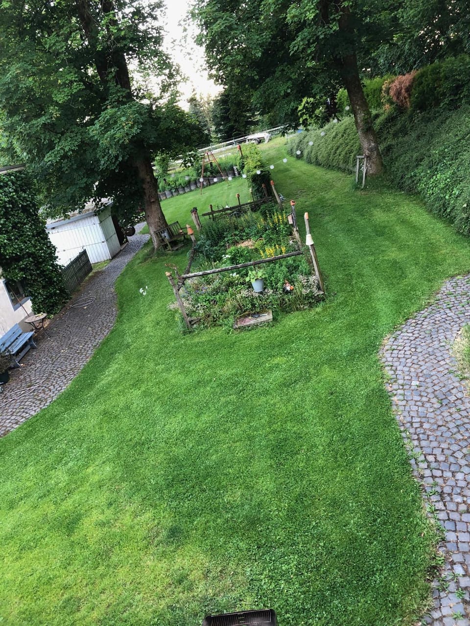Property building, Bird's eye view, Garden, Garden view