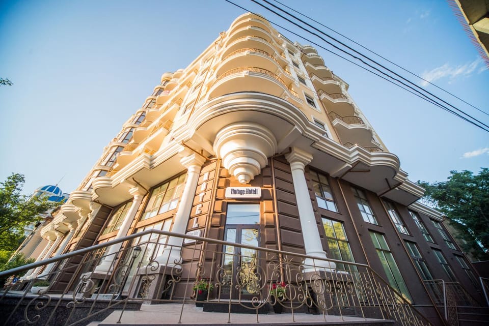 Property building, Day