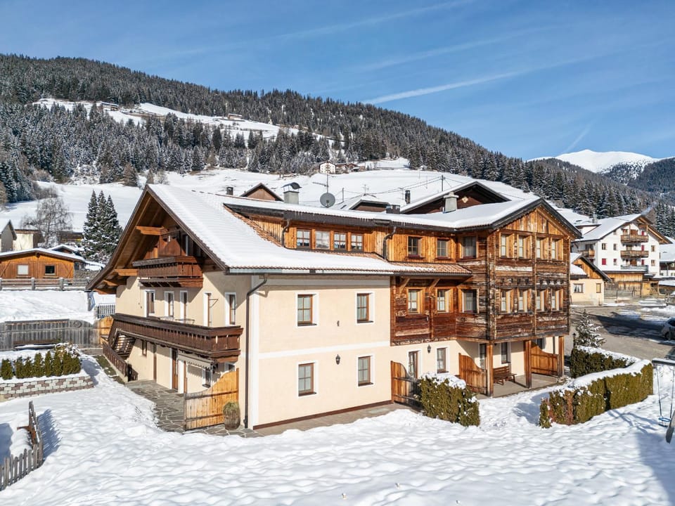 Property building, Winter