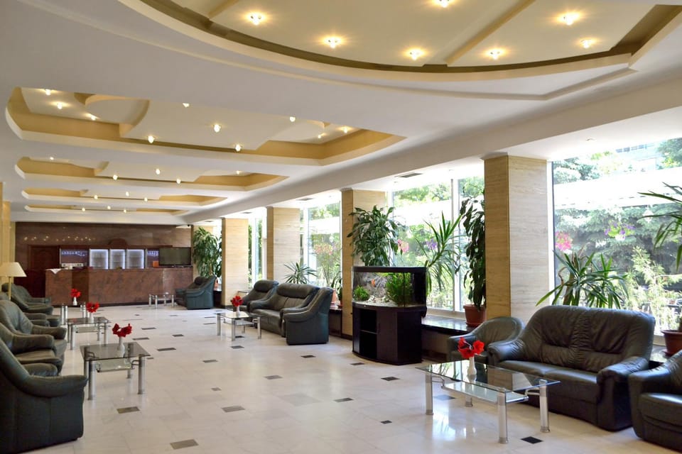 Lobby or reception, Lounge or bar