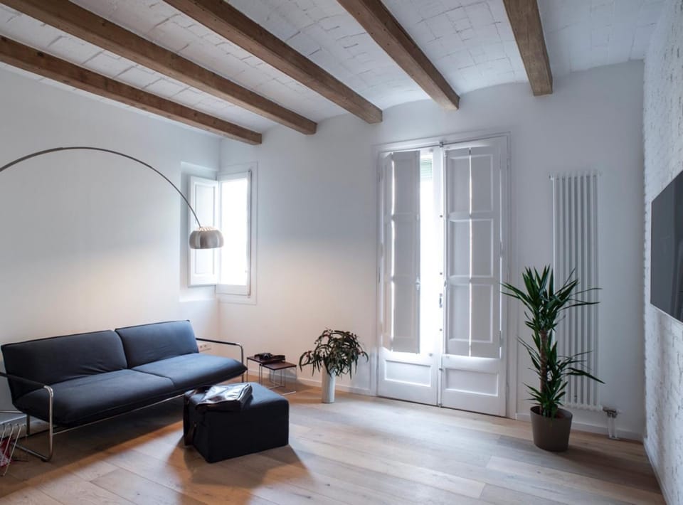 Villaroel · Modern flat in San Antoni Apartment in Barcelona