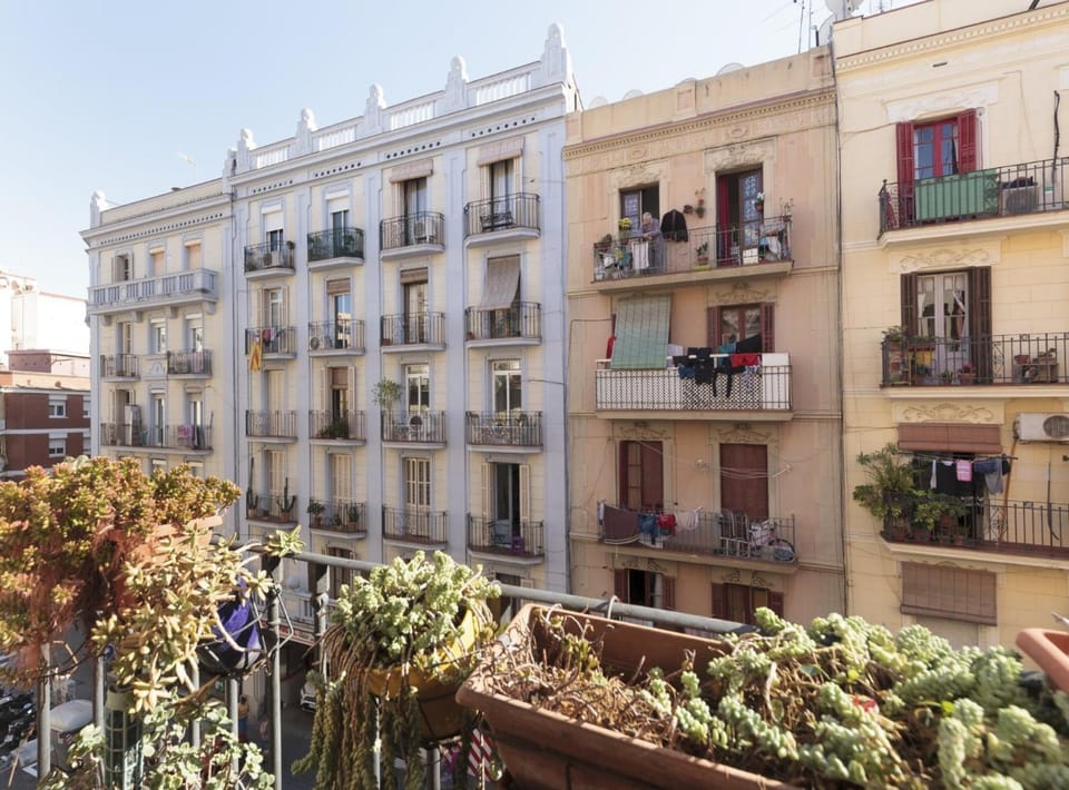 Ndlr 2-4 · Authentic flat in Poble Sec - Paralelo Apartment in Barcelona