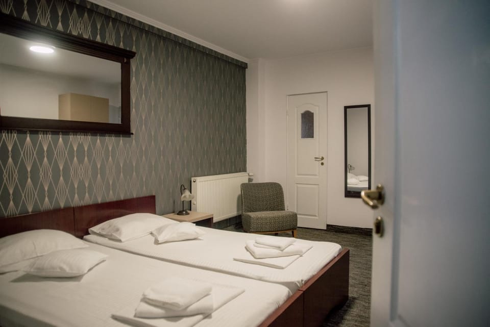 Bedroom, Family, Family, air conditioner, air conditioner